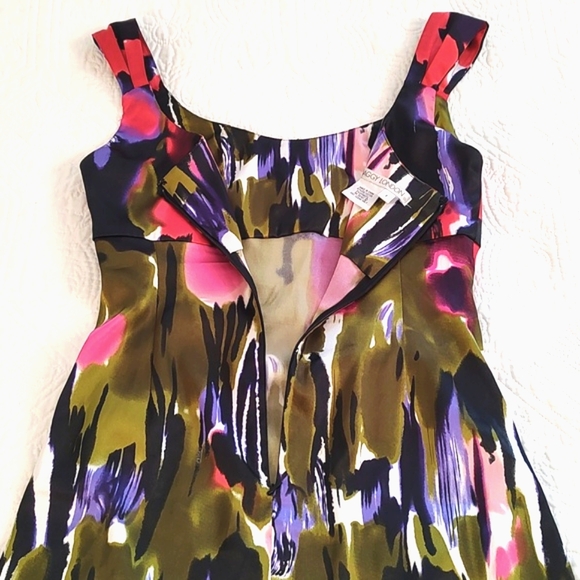 Maggy London Womens Jewel Tone Fitted Empire Ruched Waist/ Size 6 - Picture 4 of 9